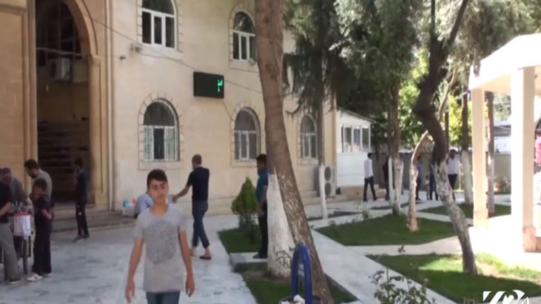 Li Merdînê kevala agahdarîyê bi sê zimanan agahiyan dide 